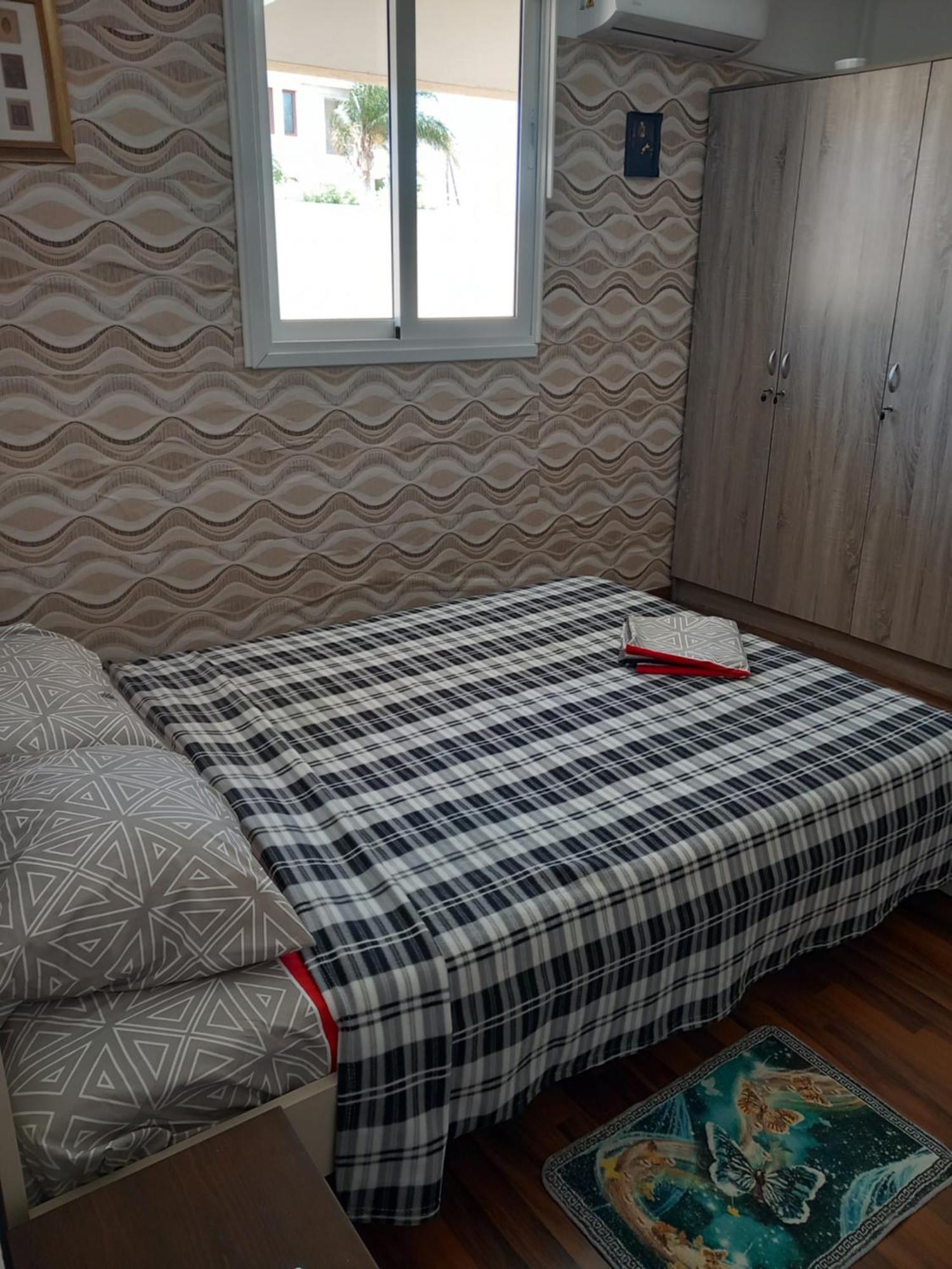 Апартаменты Vasilis House Dromolaxia Экстерьер фото
