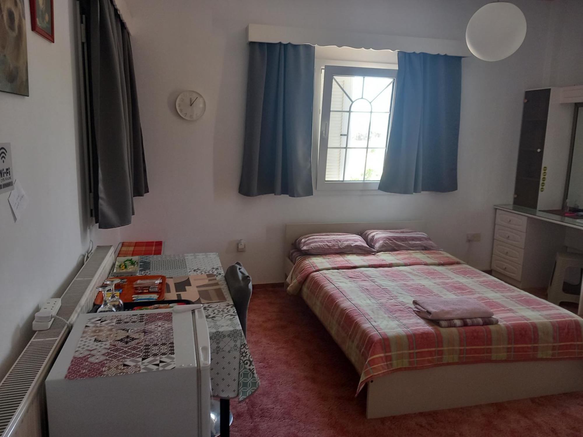 Апартаменты Vasilis House Dromolaxia Экстерьер фото